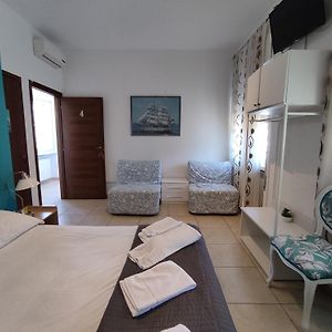 Family Private Bathroom King Room